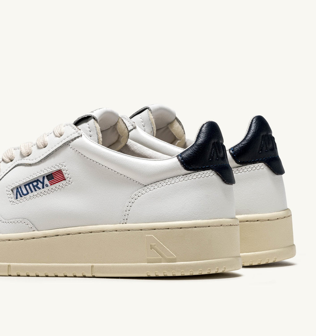 MEDALIST LOW IN PELLE BIANCA E SPACE
