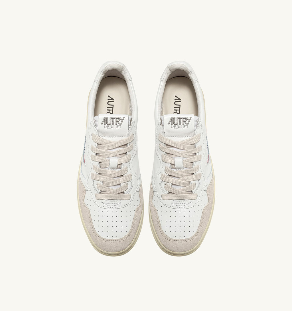 MEDALIST LOW IN PELLE BIANCA E SUEDE BEIGE