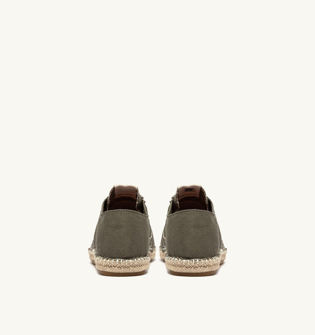 SANDY IN CANVAS MILITARY