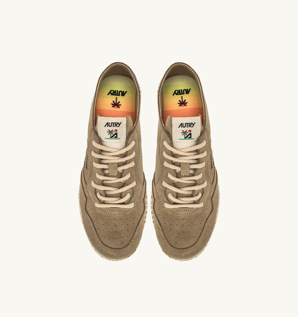 SANDY IN SUEDE TAOS TAUPE