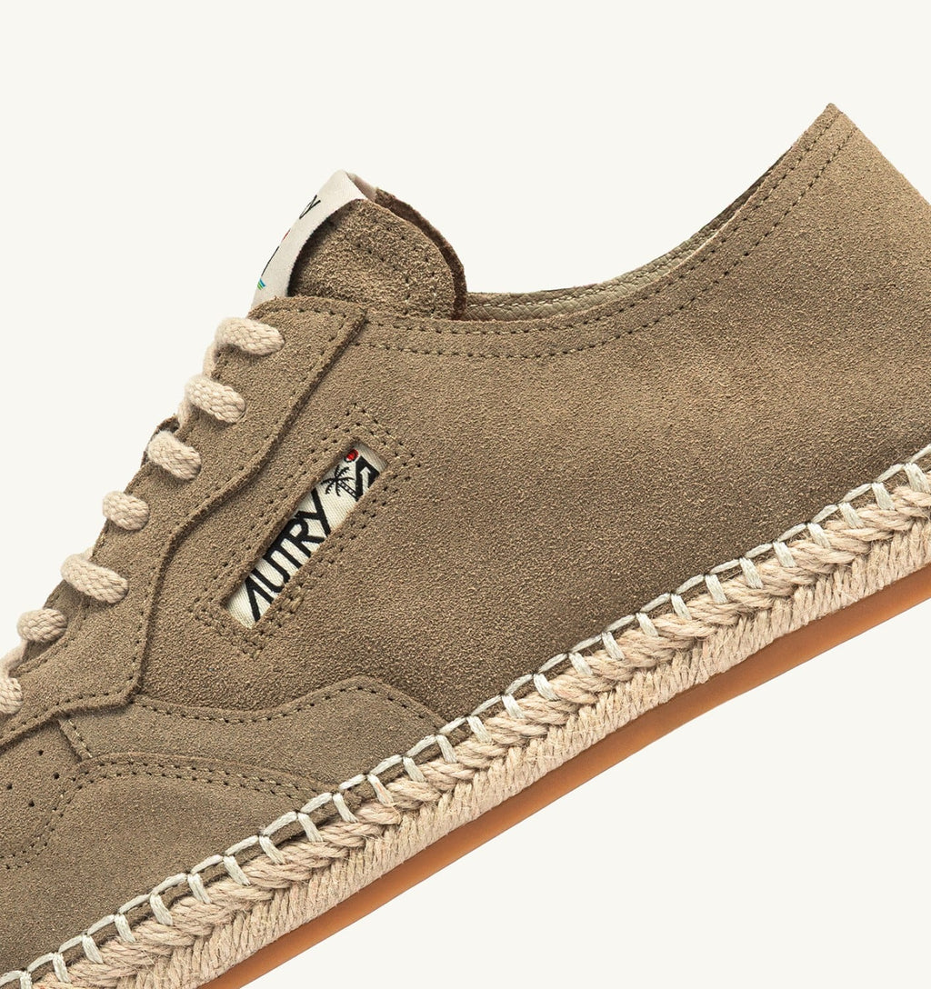 SANDY IN SUEDE TAOS TAUPE