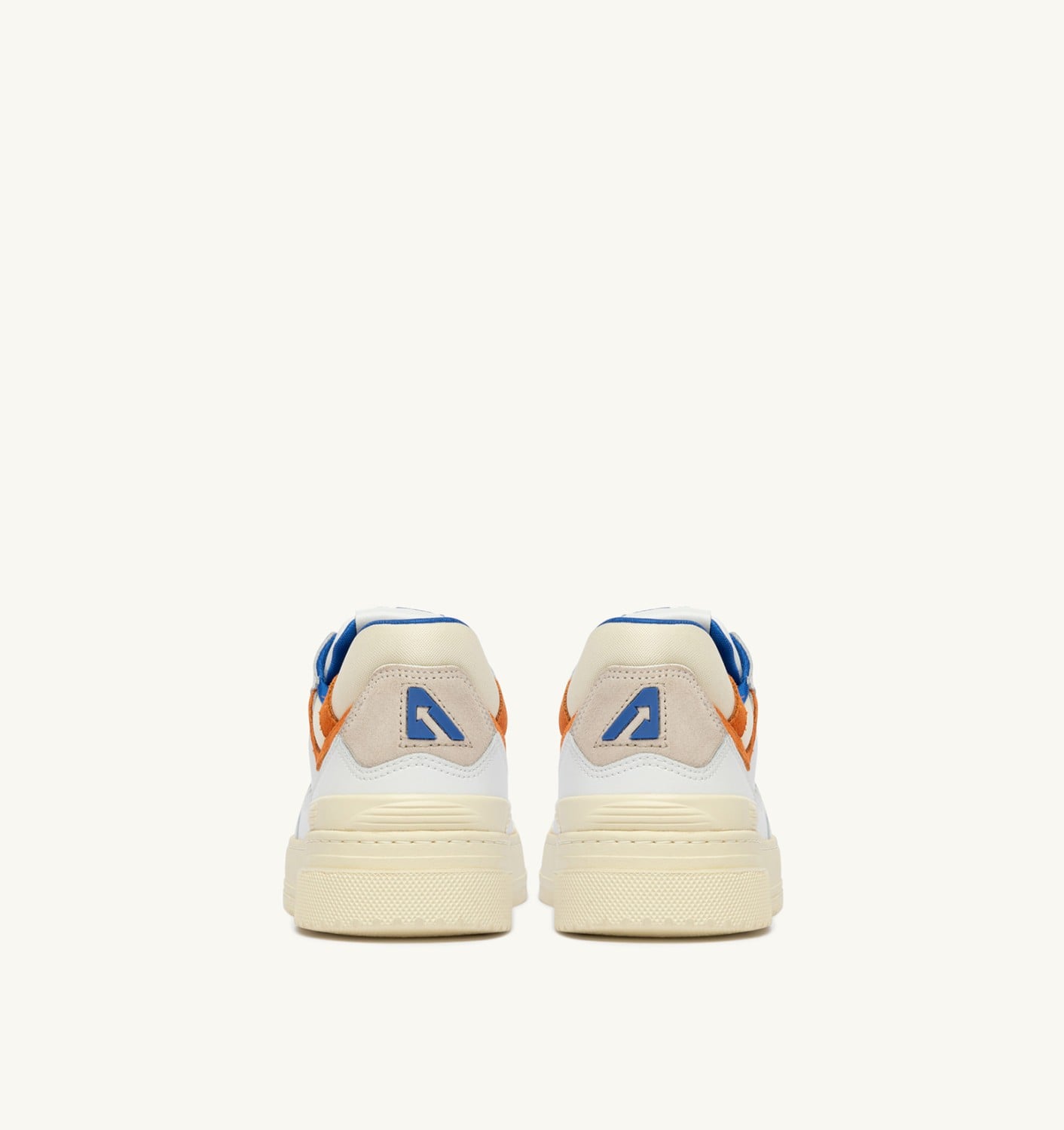 CLC LOW IN PELLE BIANCA E FANTA