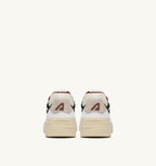 CLC LOW IN PELLE BIANCA SEQUOIA E MOUNTAIN