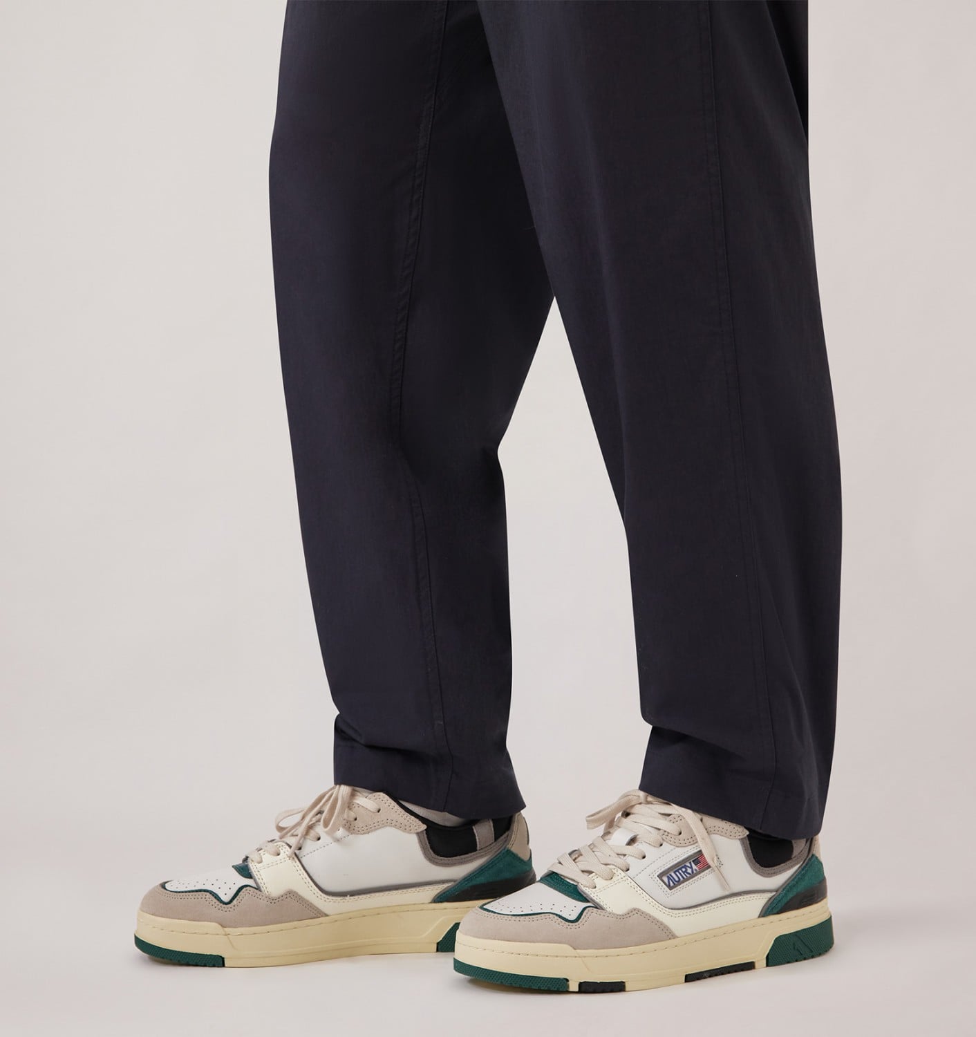 CLC LOW IN SUEDE E PELLE BIANCA E FOREST