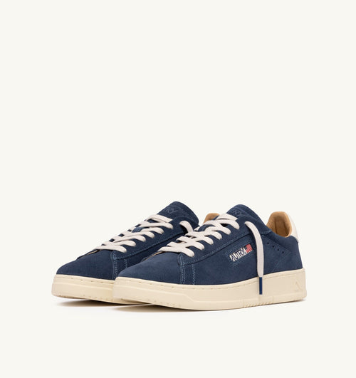 DALLAS LOW IN SUEDE BLUETTE