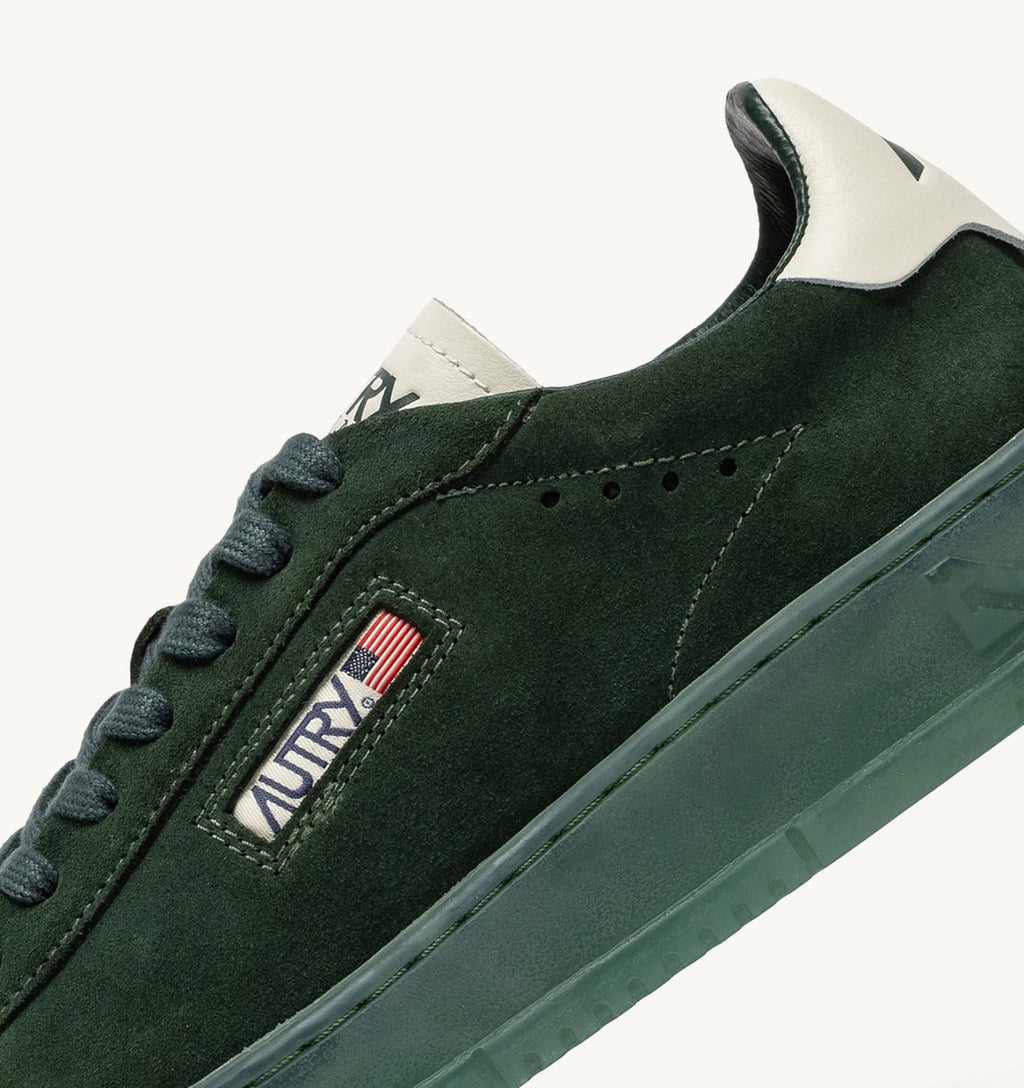 DALLAS LOW IN SUEDE MARSHMALLOW E BOTTLE GREEN
