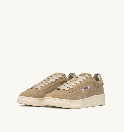 DALLAS LOW IN SUEDE STARS SAND