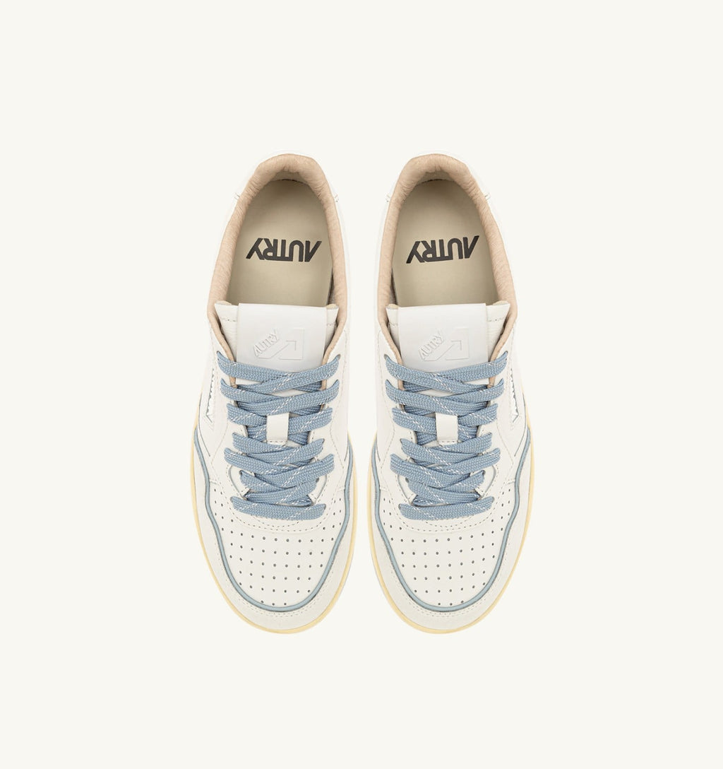 GOLF LOW IN PELLE BIANCA E PEARL BLUE