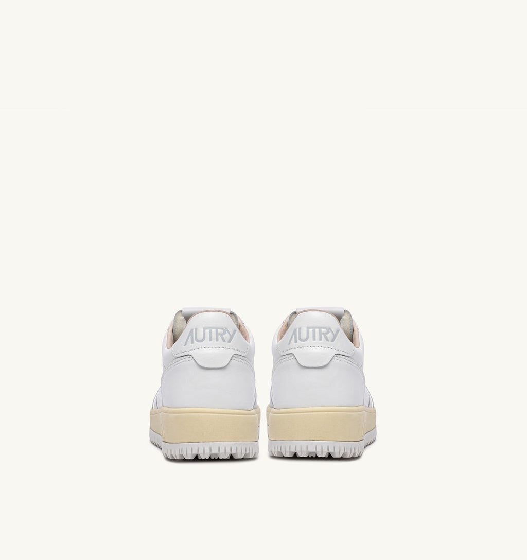 GOLF LOW IN PELLE BIANCA