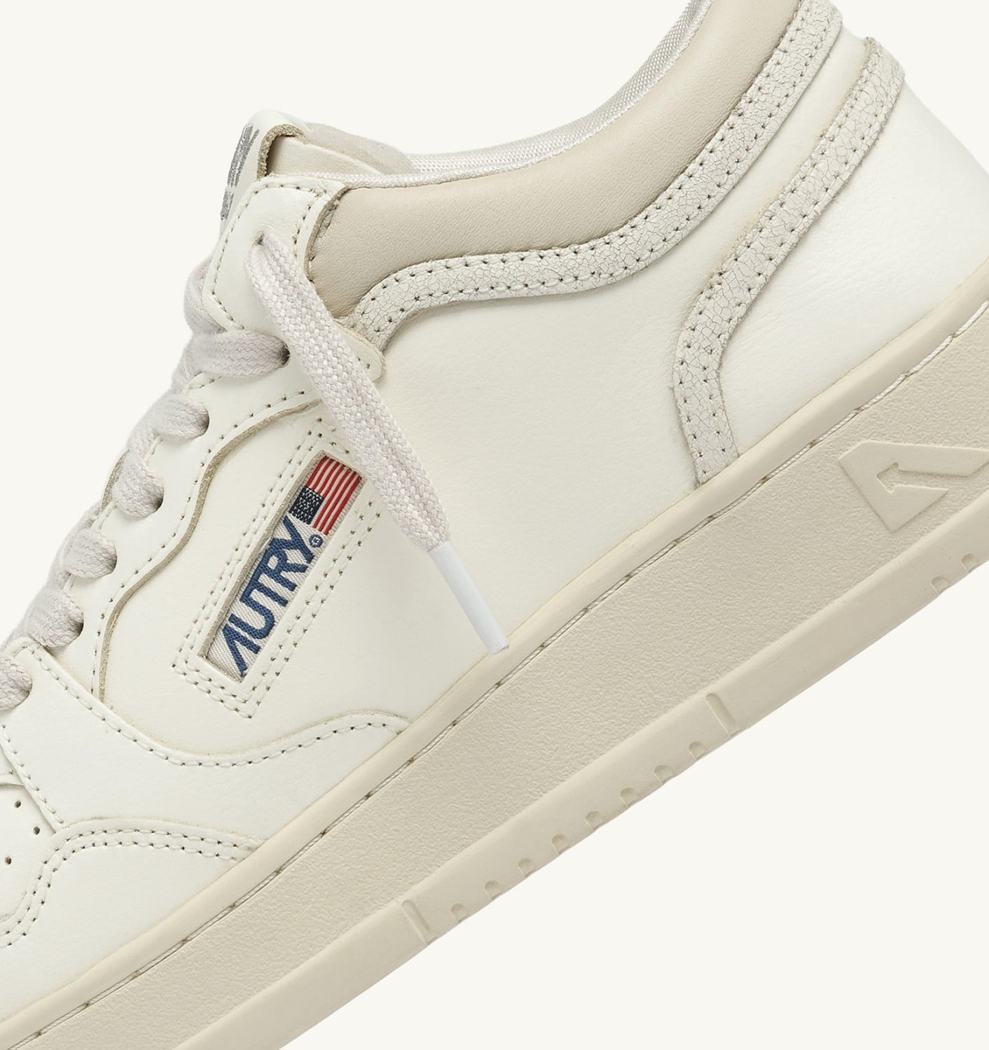 MED-WAY IN PELLE MARSHMALLOW E BIANCO