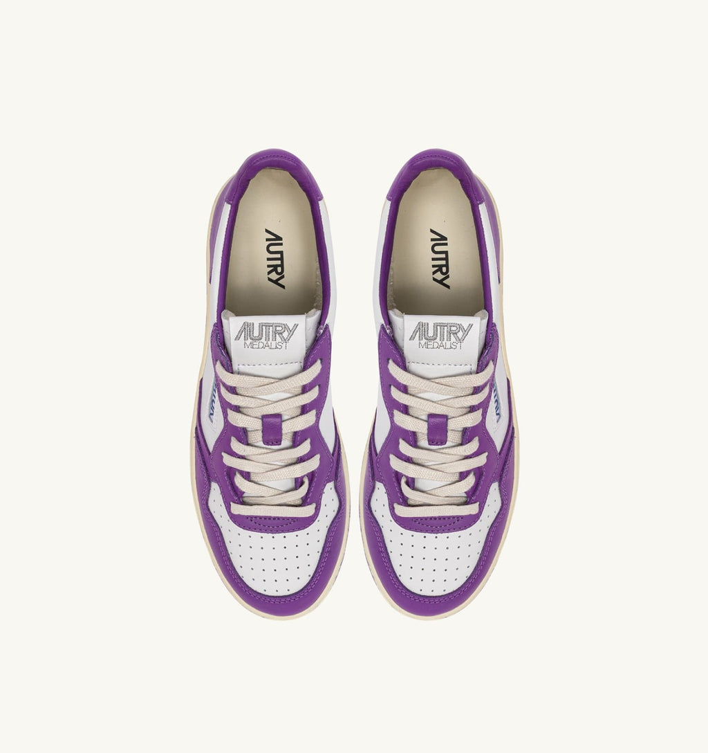 MEDALIST LOW BICOLOR IN PELLE BIANCA E DEWBERRY DONNA