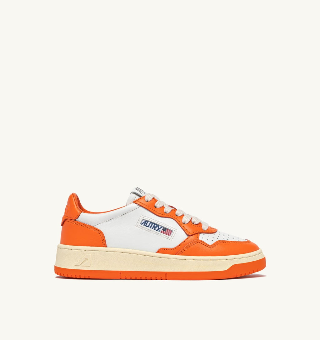 MEDALIST LOW BICOLOR IN PELLE BIANCA E PARSIMMON ORANGE DONNA
