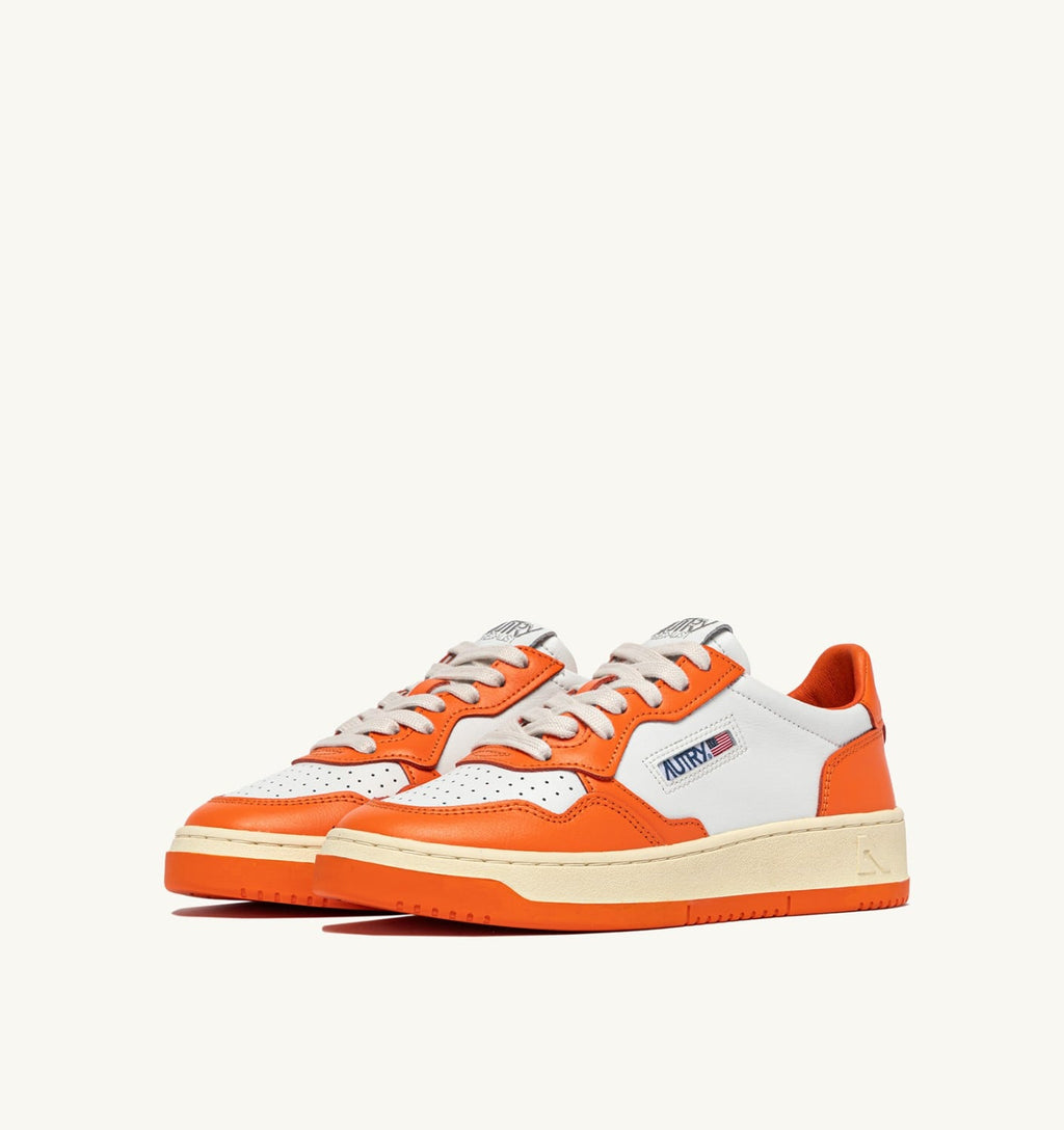 MEDALIST LOW BICOLOR IN PELLE BIANCA E PARSIMMON ORANGE DONNA