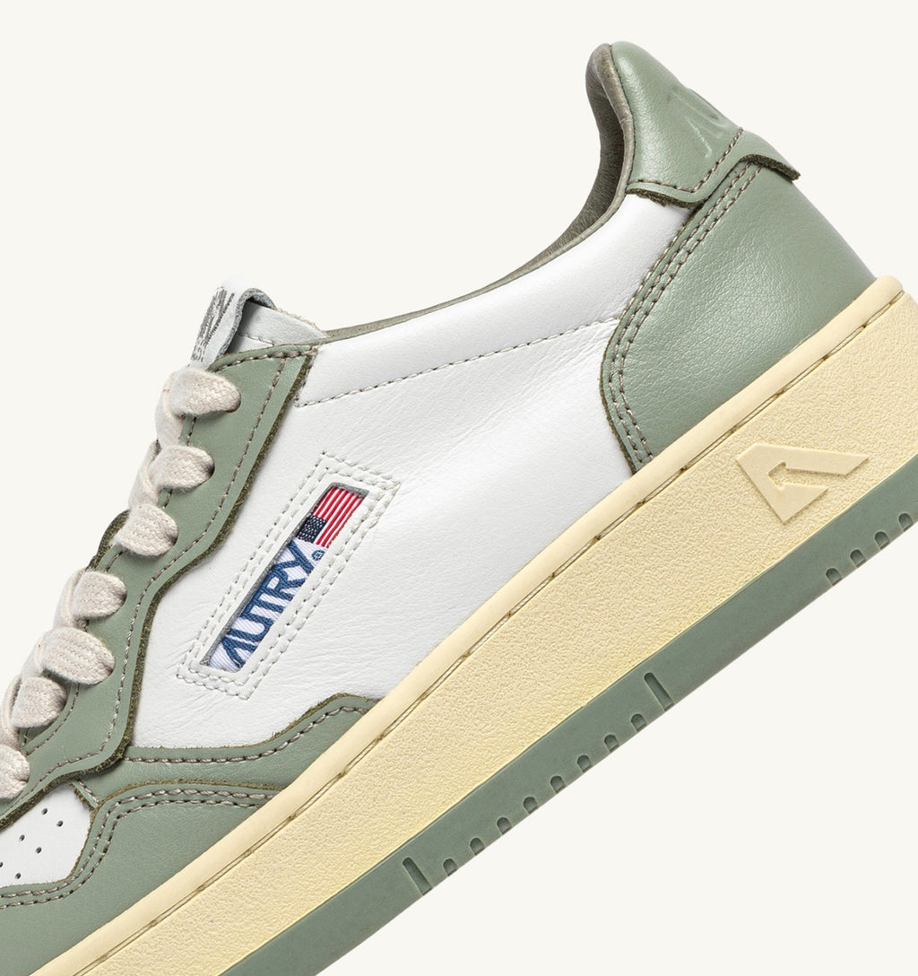 MEDALIST LOW BICOLOR IN PELLE BIANCA E SEA GRASS DONNA