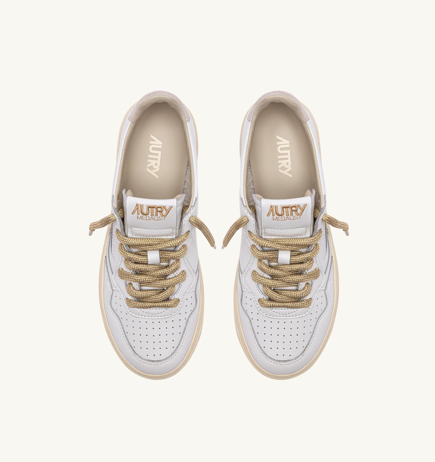 MEDALIST LOW IN PELLE BIANCA E DETTAGLI LUREX ORO