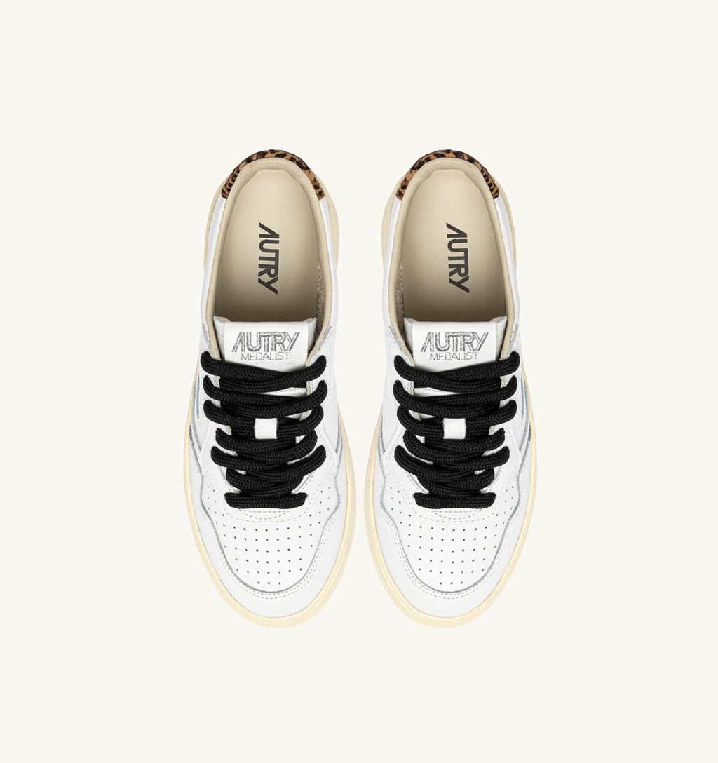 MEDALIST LOW IN PELLE BIANCA E LEOPARD