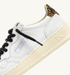 MEDALIST LOW IN PELLE BIANCA E LEOPARD