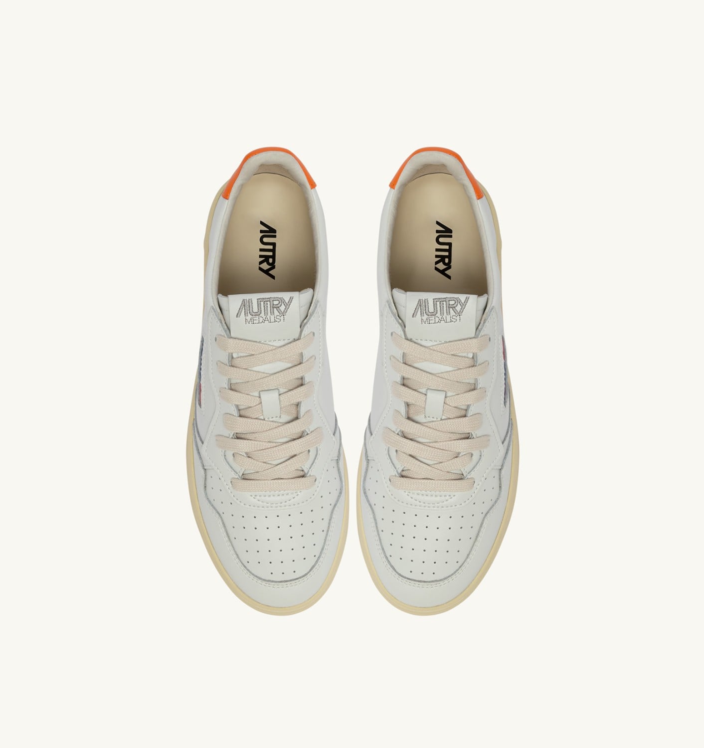 MEDALIST LOW IN PELLE BIANCA E PARSIMMON ORANGE