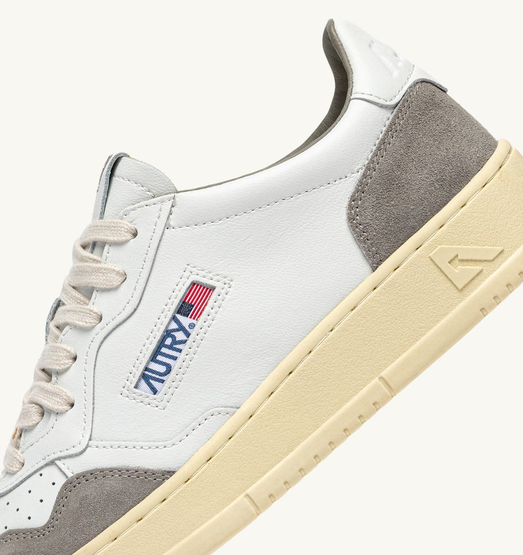 MEDALIST LOW IN PELLE BIANCA E SUEDE VAPOR UOMO