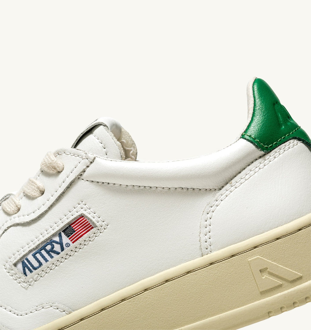 MEDALIST LOW IN PELLE BIANCA E VERDE