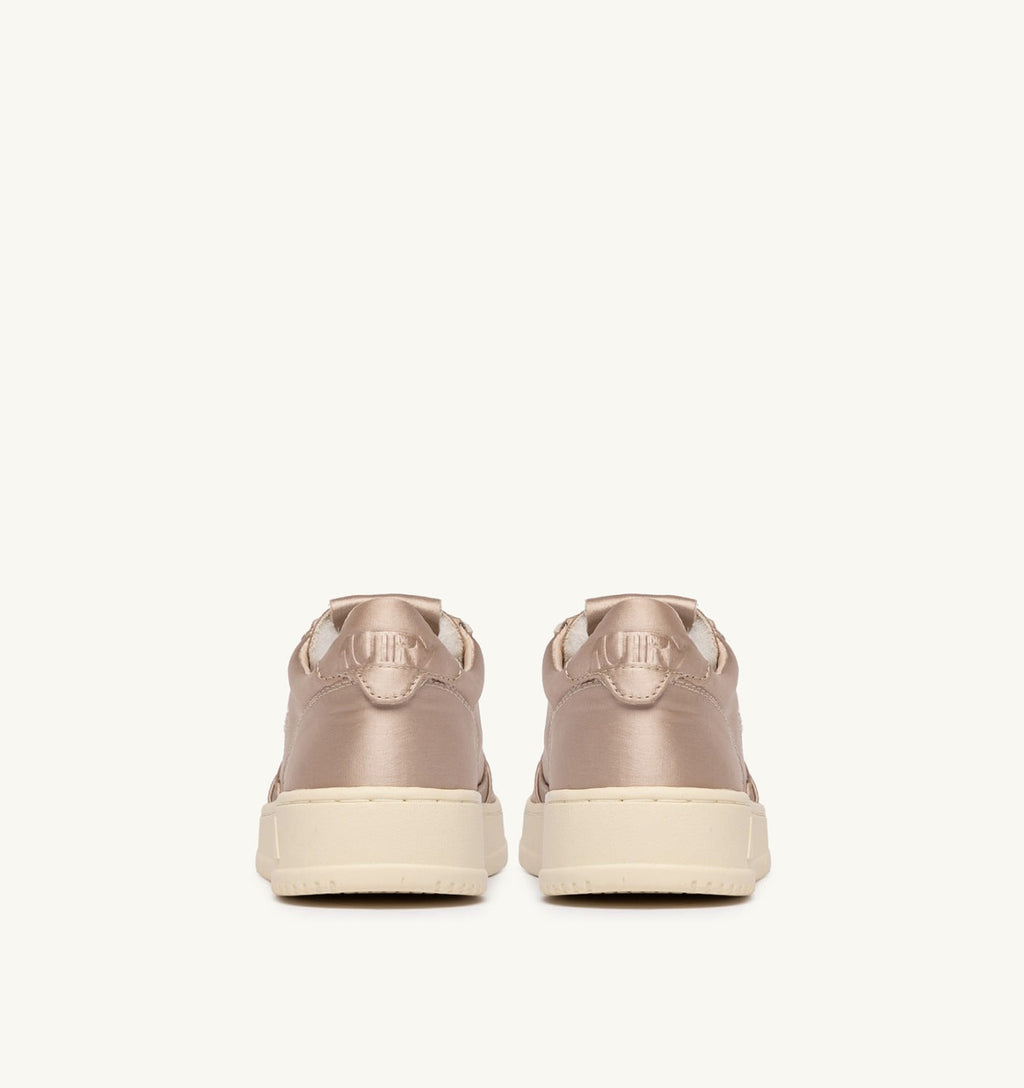 MEDALIST LOW IN SATIN DESERT ROSE