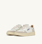 MEDALIST LOW IN SUEDE E PELLE BIANCA E PELICAN