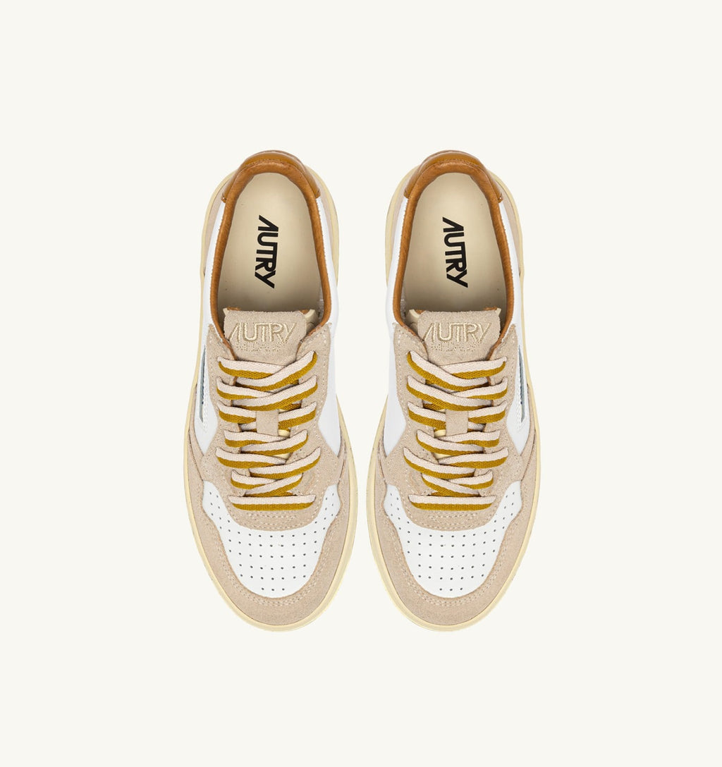 MEDALIST LOW IN SUEDE E PELLE SAND E WOOD