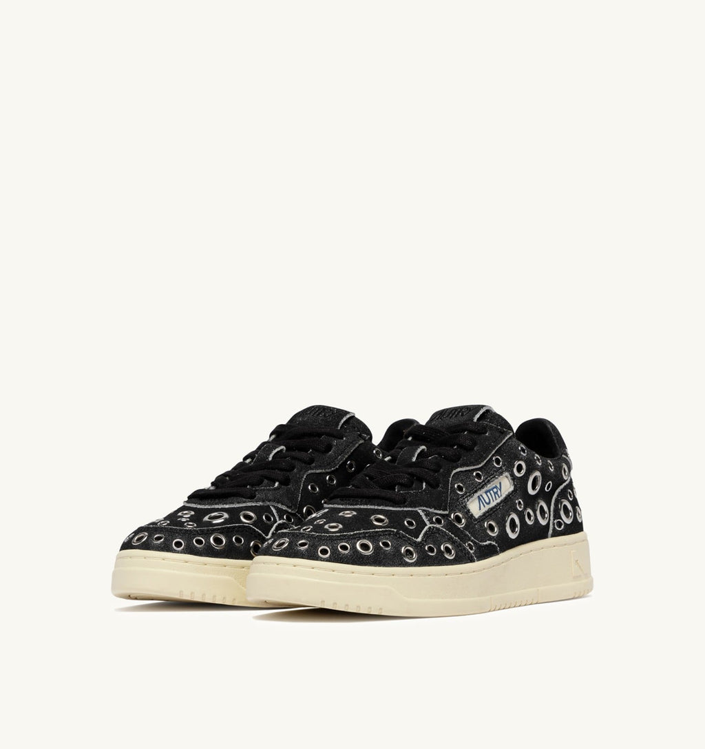 MEDALIST LOW IN SUEDE NERO CON BORCHIE UOMO
