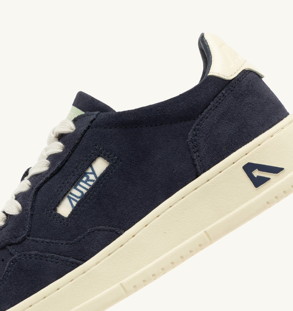MEDALIST LOW IN SUEDE SPACE E BIANCO UOMO