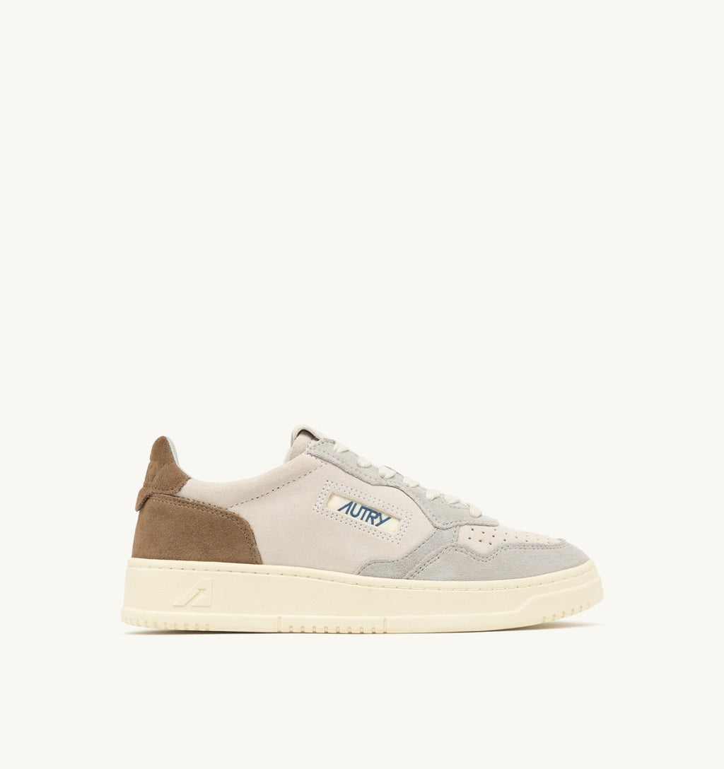 MEDALIST LOW TRICOLOR IN SUEDE BIANCO CIGAR E VAPOR UOMO