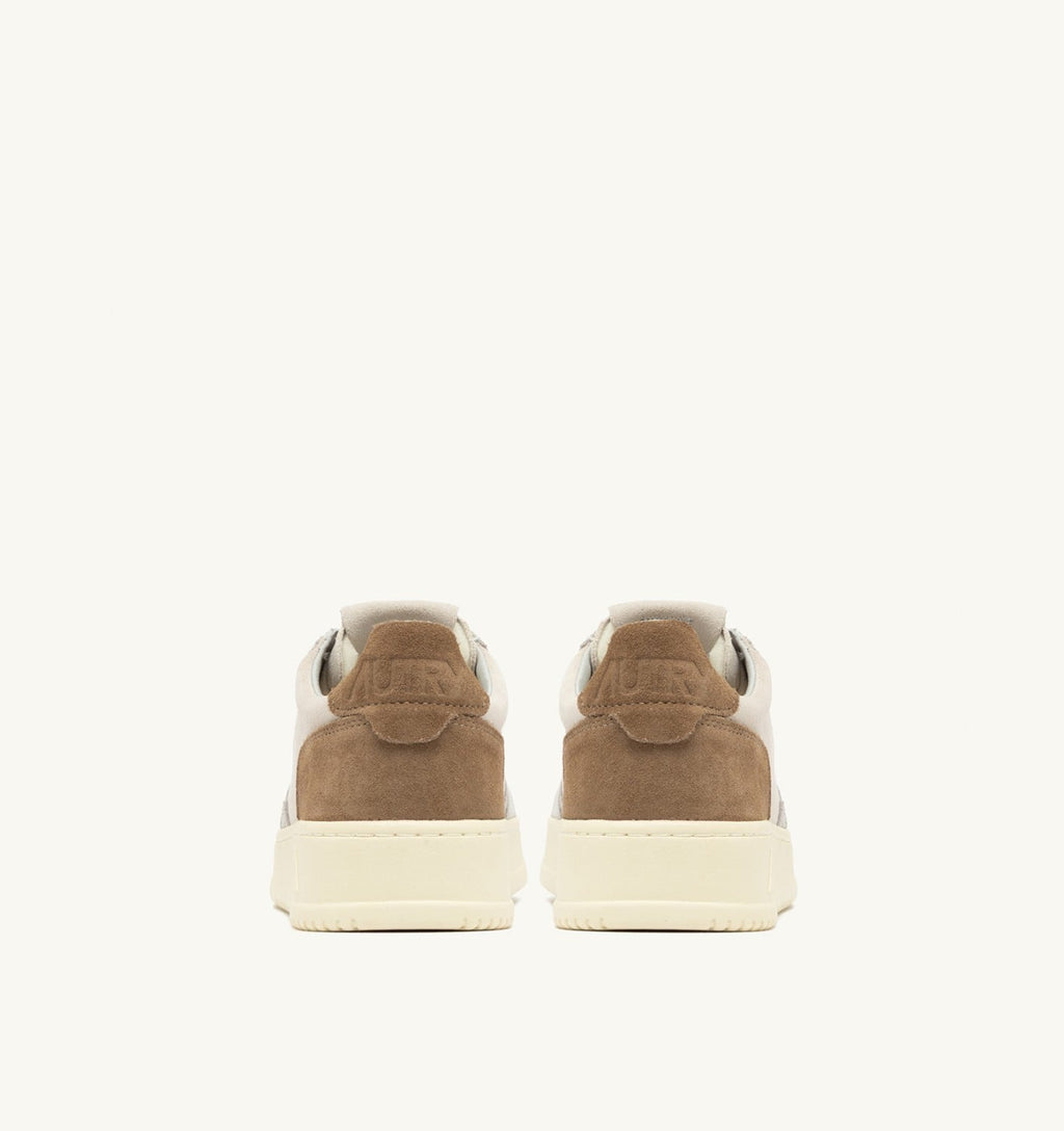 MEDALIST LOW TRICOLOR IN SUEDE BIANCO CIGAR E VAPOR UOMO
