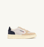 MEDALIST LOW TRICOLOR IN SUEDE BIANCO SAND E BLUE SPACE UOMO