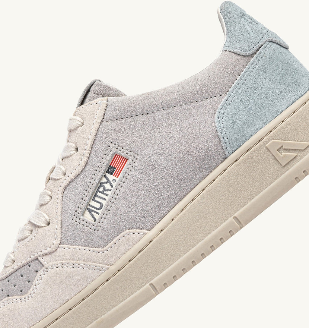 MEDALIST LOW TRICOLOR IN SUEDE BIANCO SKY E LOFT UOMO