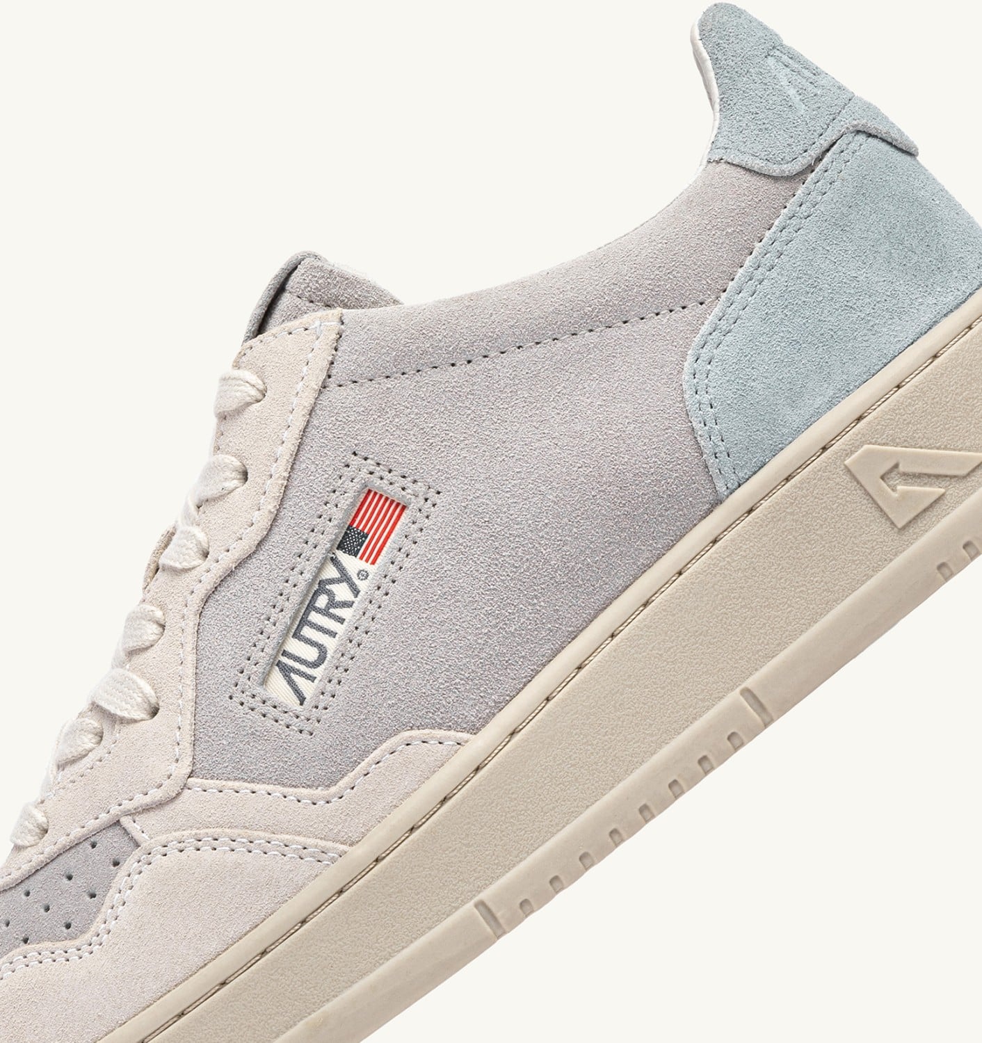 MEDALIST LOW TRICOLOR IN SUEDE BIANCO SKY E LOFT UOMO