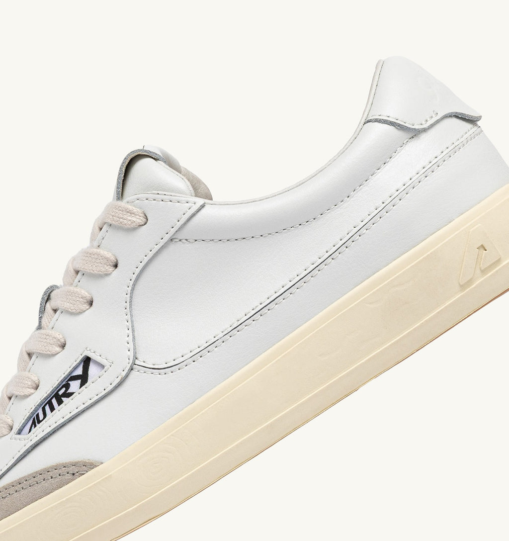 WINDSCAPE LOW IN PELLE BIANCA DONNA