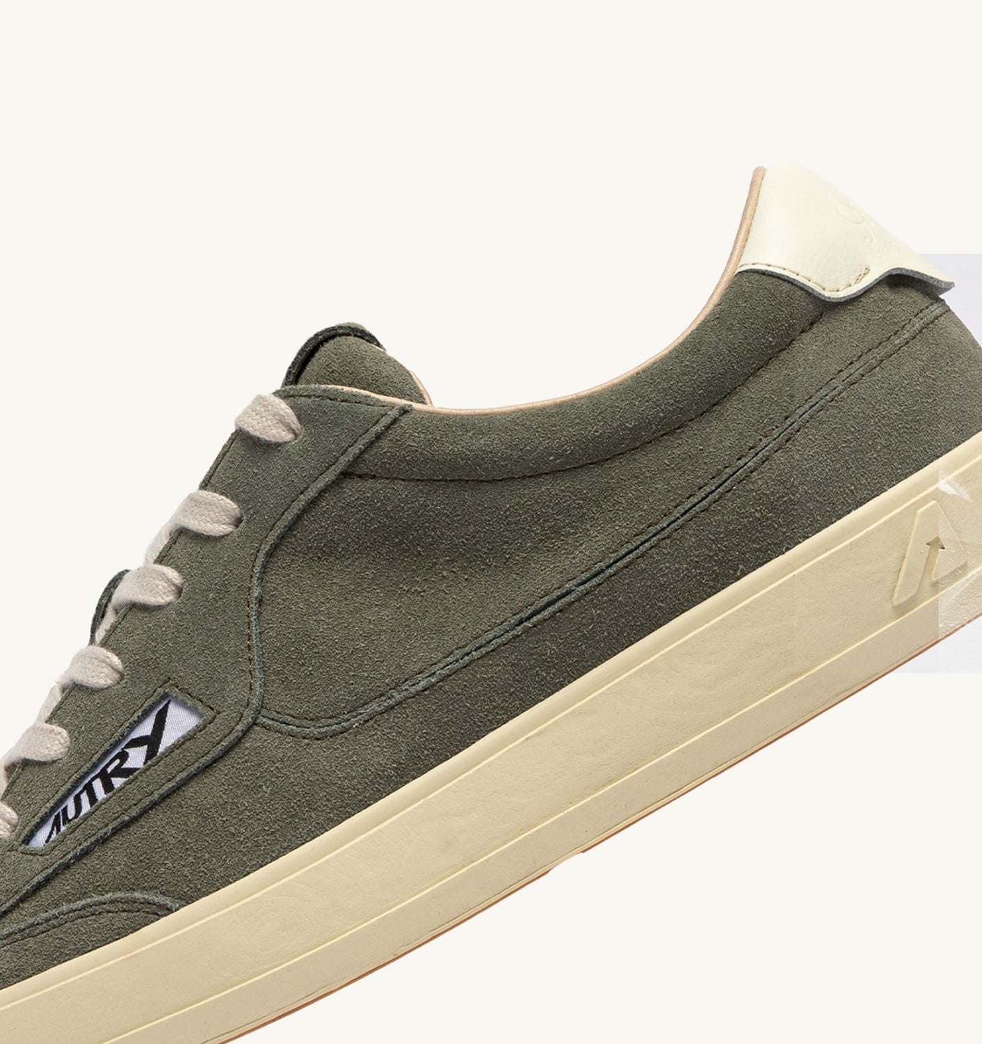 WINDSCAPE LOW IN SUEDE SMOKED GREEN E MARSHMALLOW